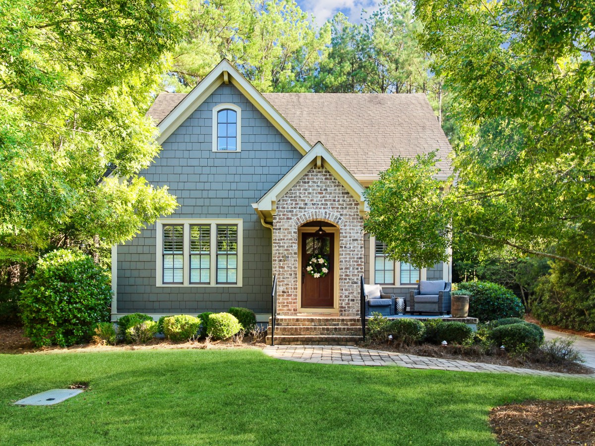 Charming 3-Bedroom Cottage in National&nbsp;Village